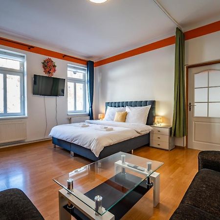 Tuan Long Apartments Jachymov Exterior photo