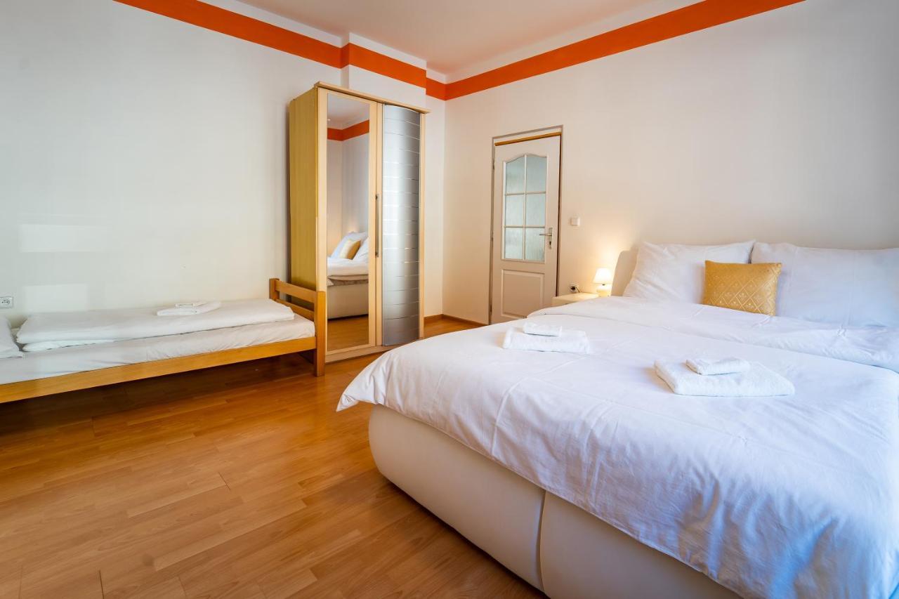 Tuan Long Apartments Jachymov Exterior photo